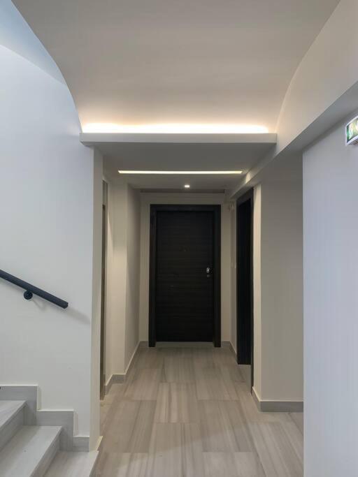 Fab New Flat In Central Athens W/ Acropolis Views Bagian luar foto