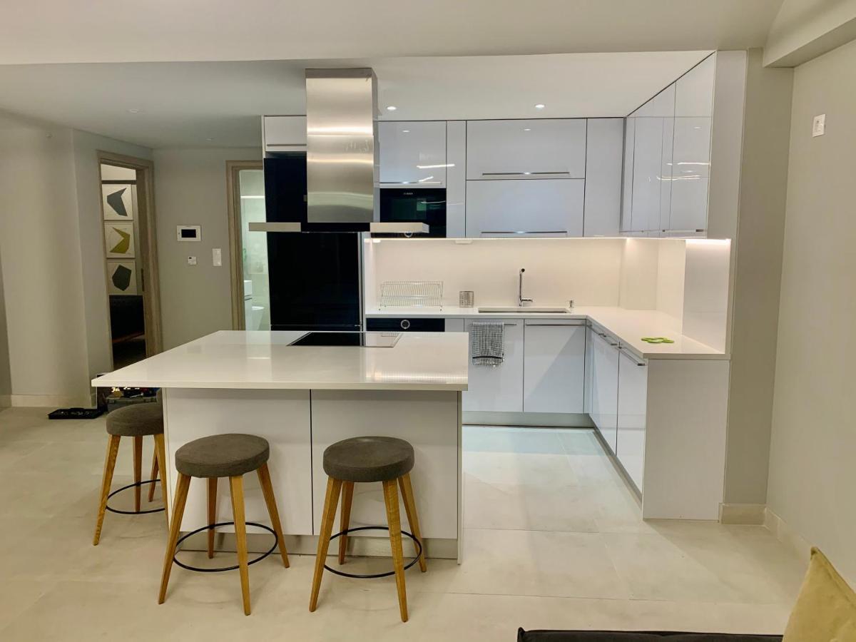 Fab New Flat In Central Athens W/ Acropolis Views Bagian luar foto