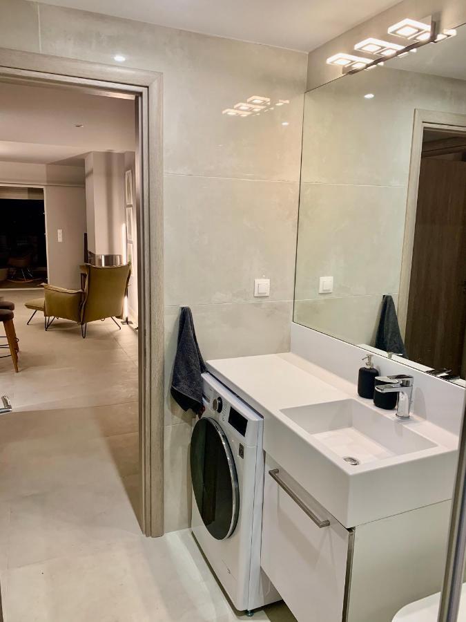 Fab New Flat In Central Athens W/ Acropolis Views Bagian luar foto